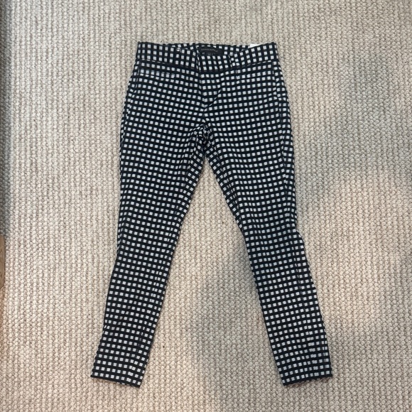 Banana Republic Pants - Black and White Checked Slim Capris